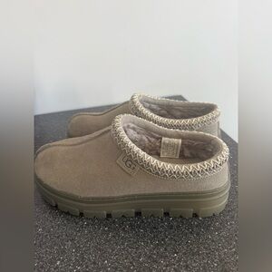 UGG Tasman Slippers